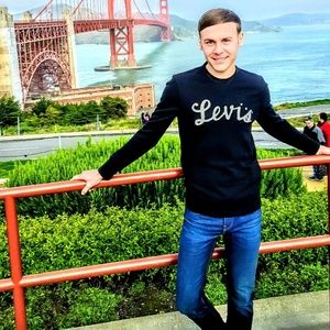 Meet your Posher, Brandon